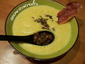 Crème de potiron, chataignes grillées et chips de jambon serrano