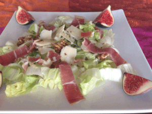 Salade pain de sucre, noix et figues
