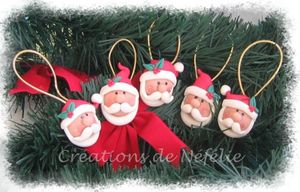 Les têtes de Père Noël