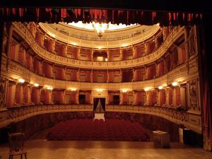 VIAGGIO TEATRALE