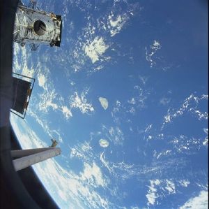 Ce n’était pas un OVNI mais un satellite !
