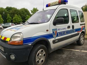 A Crécy, la voiture du chef de la Police Municipale ne passe plus le contrôle technique...