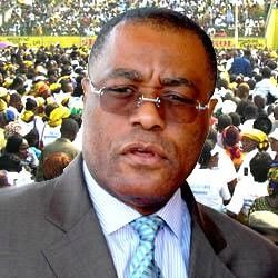 Gabon pays de la paix des cimetières ou la cour des crimes