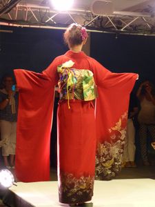 Ste Marie Kimono Show