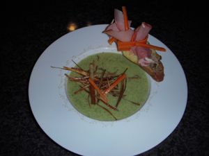 Velouté de poireau et son foin