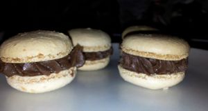 Macaron chocolat - fève tonka