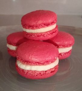 Macarons Rhubarbe-Fraises Gariguettes