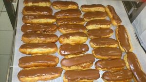 Mon premier cours de travaux pratiques : les éclairs au chocolat