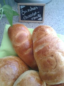 Brioches fourrées vanille et chocolat