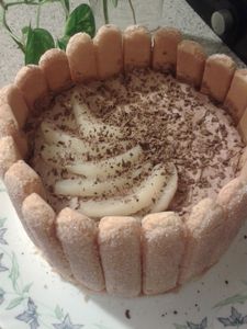 Charlotte chocolat poires