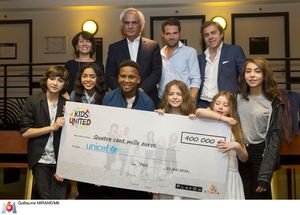 Les Kids United ont remis un chèque de 400.000 euro à l'UNICEF !
