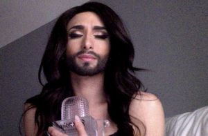 Sept à huit : Conchita Wurst à l'honneur ce dimanche