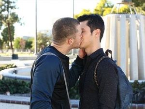série gay "Faking it" saison 3