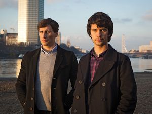 série gay : "London Spy"