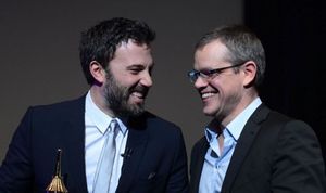 Matt Damon et Ben Affleck reçoivent un award pour leur "bromance"