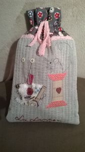 Broderie traditionnelle....