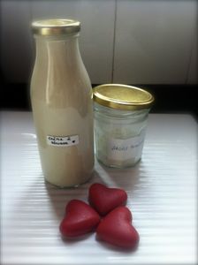 La Terre de Sommière pour un nettoyage à sec DIY naturel et efficace. L'argile pour nettoyer la maison, ça marche! Pierre d'argile et crème à récurer fait-Maison