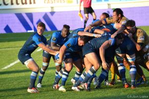 Castres assure