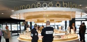 Braquage du Manège à Bijoux du Leclerc du Petit Colombes