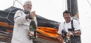 Sport de voile Jean Le Cam et Vincent Riou remporte la Transat Jacques Vabre, bravo a eux nous sommes content , Jean était venu manger chez nous il y a 1 an avec sa femme Anne et bien nous les saluons bien bas pour cette exploit il n'y a plus qu'a danser la samba il sont en interview et en video en dessous !