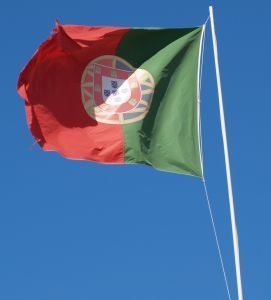 Pourquoi les retraités partent au Portugal ? (Maj)