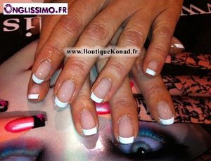 French manucure Konad