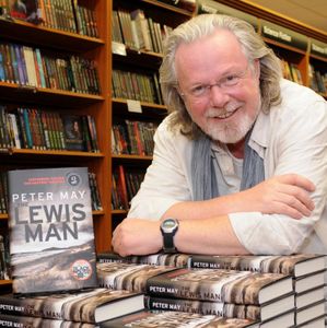 L'Homme de Lewis, de Peter May