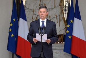 Un homme non élu voilà le drame de cette cinquième république