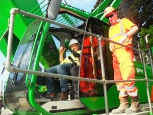 Building the future in Dundalk /.../ On construit l'avenir à Dundalk