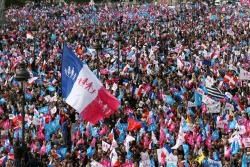 Les opposants au « Mariage pour tous » défilent à Paris