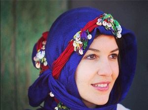 Grave vundita dum la atakoj de Uagaduguo, la fotistino franca-maroka Leïla Alaoui mortis pro siaj vundoj.