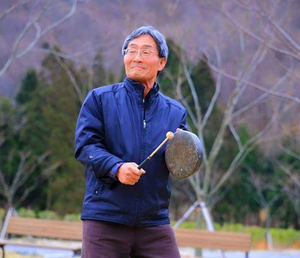 Sud-Koreio: la kamparana aktivulo Baek Nam-gi en komato de pli ol 250 tagoj