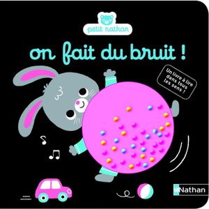 Petit Nathan : On s'habille ?; On se cache?; On fait du bruit?; Coucou les animaux ! et Bonjour on bébé !