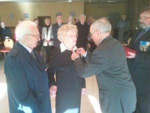 Remise des insignes de Chevalier dans l'ordre national du Mérite à Madame Renée GRENIER, le 15 février 2014.