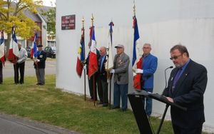 HOMMAGE AUX RÉSISTANTS DE PLOEMEUR