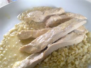Waterzoi de poulet à la bière blanche et au poivre rose