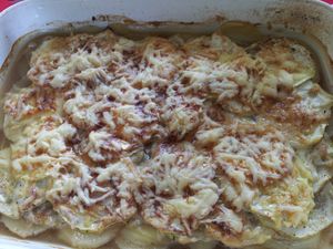 pommes de terre et courgettes à la boulangère