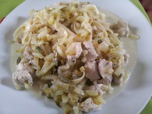 pâtes au poulet et aux courgettes ww