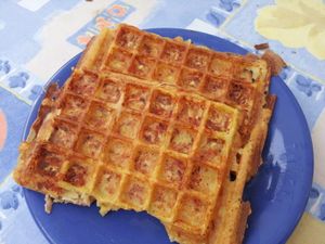 Gaufre fromage pomme de terre courgette et jambon