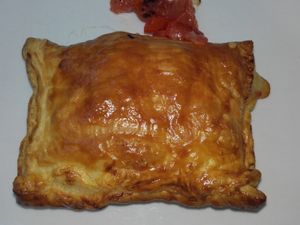 Chausson tomate, basilic et mozzarella