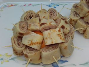 Pamplemousse piqué de mini crêpes