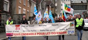 Plus de 200 personnes à Guéret pour le défilé du 1er mai 2013
