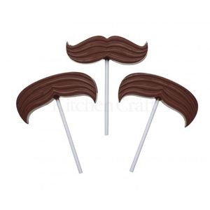 La Moustache est à la mode !