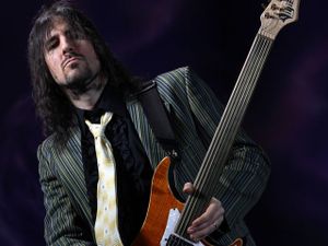 Ron "Bumblefoot" Thal participera à une soirée commémorative sur Randy Rhoads