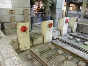 Heurtoirs en gare de Paris-Montparnasse