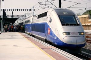 Les LGV s'arrêtent en rase campagne ...