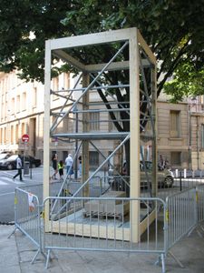 Totems signalétiques / Biennale d'art contemporain