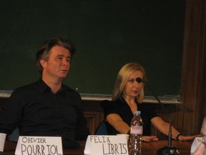 Mais qu’ont-ils en tête ? Des livres…