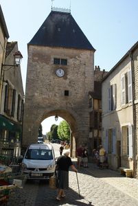 Carte postale de Bourgogne : Noyers sur Serein