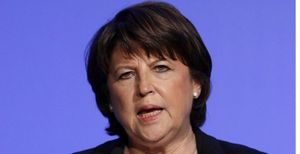 Le Nouvel Obs parle d'un an d'opposition UMP et peu ou pas de propositions